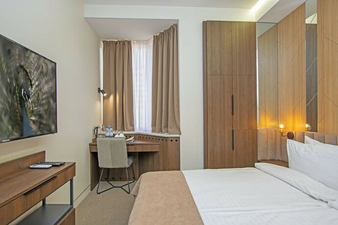 Imagen de la habitación del Hotel Cartez. Foto 13