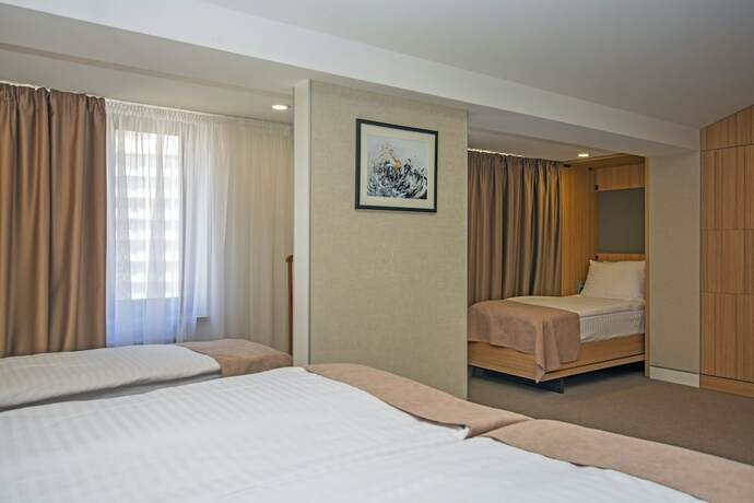 Imagen de la habitación del Hotel Cartez. Foto 20