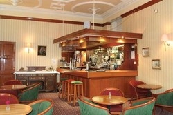 Imagen del bar/restaurante del Hotel Cartland Bridge. Foto 1
