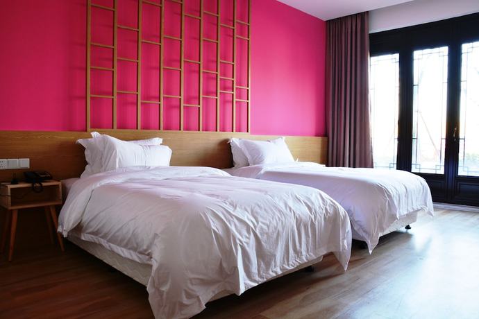 Imagen de la habitación del Hotel Carton King. Foto 7