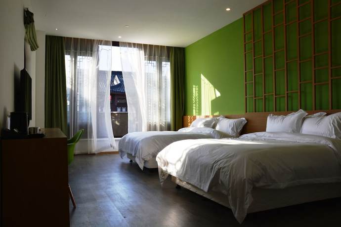 Imagen de la habitación del Hotel Carton King. Foto 8