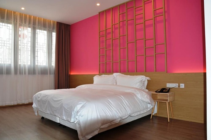 Imagen de la habitación del Hotel Carton King. Foto 9