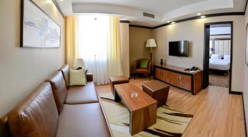 Imagen general del Hotel Cartoon Razgrad. Foto 3