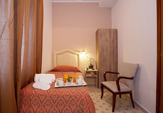 Imagen de la habitación del Hotel Caruso, Massa Lubrense. Foto 9