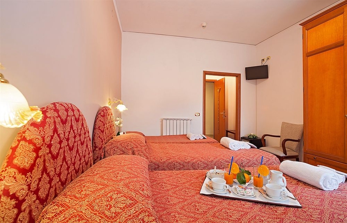 Imagen de la habitación del Hotel Caruso, Massa Lubrense. Foto 12