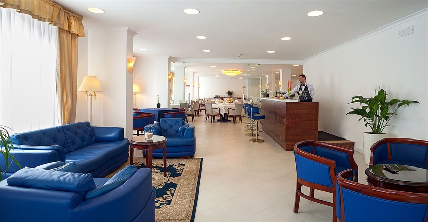 Imagen del bar/restaurante del Hotel Caruso, Massa Lubrense. Foto 6