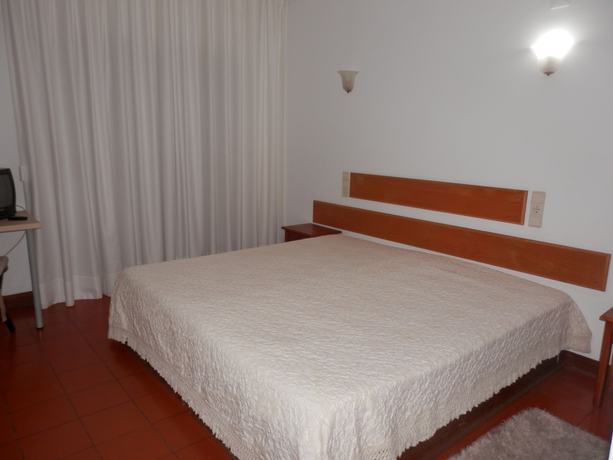 Imagen de la habitación del Hotel Carvalhais. Foto 13