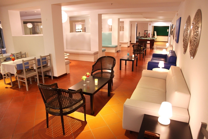 Imagen del bar/restaurante del Hotel Carvi Beach. Foto 8