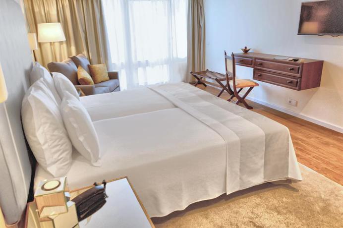 Imagen de la habitación del Hotel Carvoeiro Garden. Foto 6