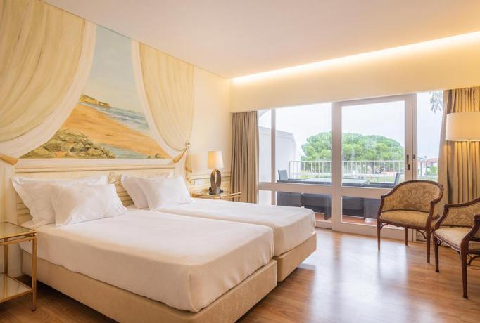 Imagen de la habitación del Hotel Carvoeiro Garden. Foto 8