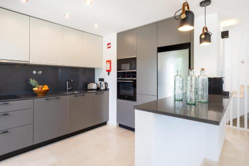 Imagen de la habitación del Hotel Carvoeiro Gardens. Foto 6