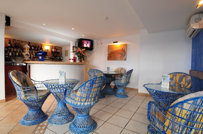 Imagen de los interiores del Hotel Carvoeiro Plaza. Foto 10