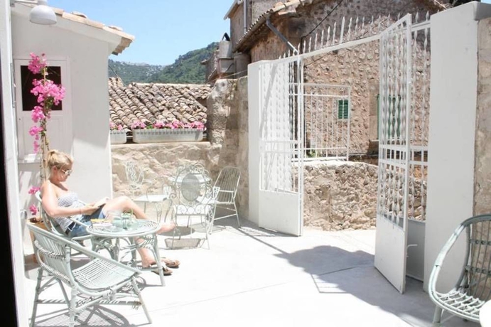 Imagen general del Hotel Cas Papà. Foto 3