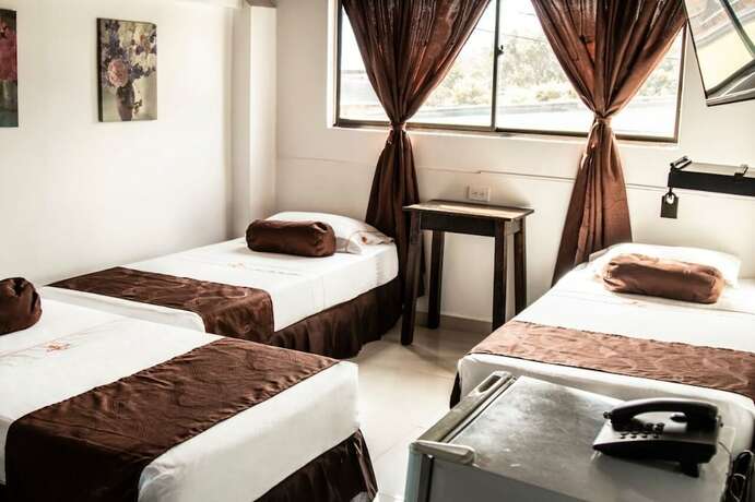 Imagen de la habitación del Hotel Casa 10 Medellin. Foto 17