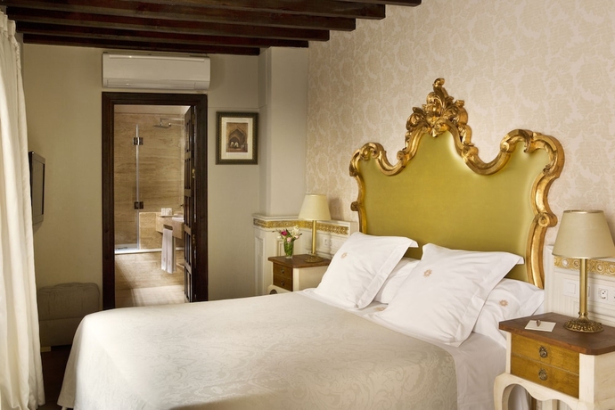 Imagen de la habitación del Hotel Casa 1800 Granada. Foto 8
