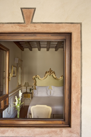 Imagen de la habitación del Hotel Casa 1800 Granada. Foto 13