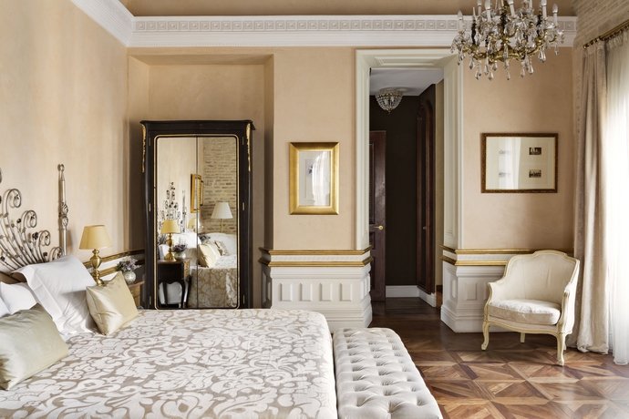 Imagen de la habitación del Hotel Casa 1800 Sevilla. Foto 8