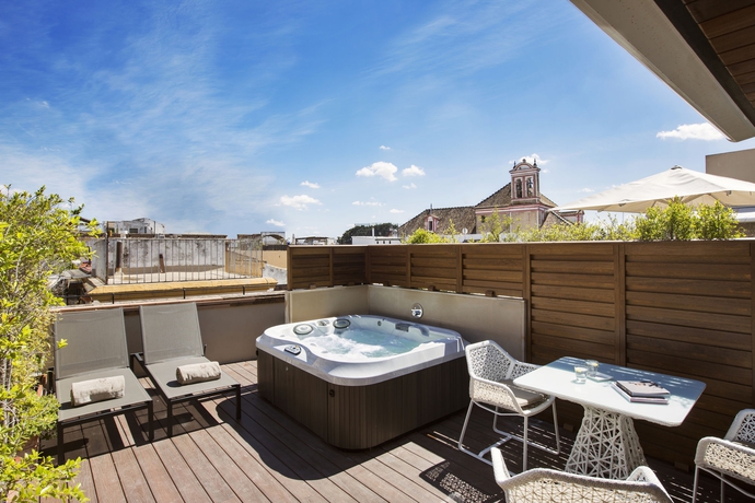 Imagen de los exteriores del Hotel Casa 1800 Sevilla. Foto 12