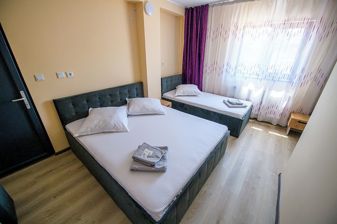 Imagen de la habitación del Hotel Casa ARENA Pitesti. Foto 9