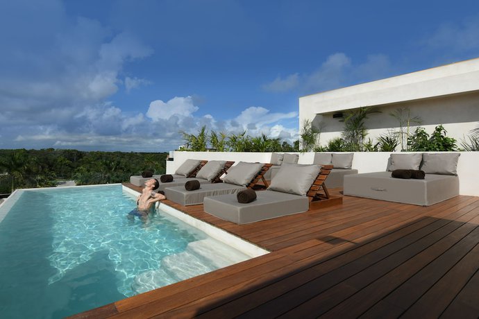 Imagen de la piscina del Hotel Casa Agape Tulum With Beach Club Access. Foto 7