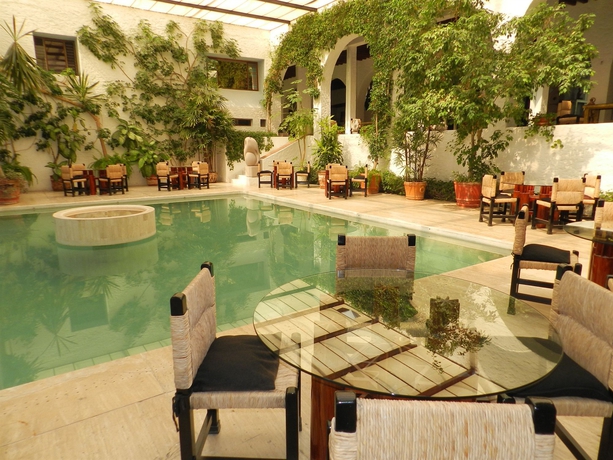 Imagen de la piscina del Hotel Casa Alatriste. Foto 10