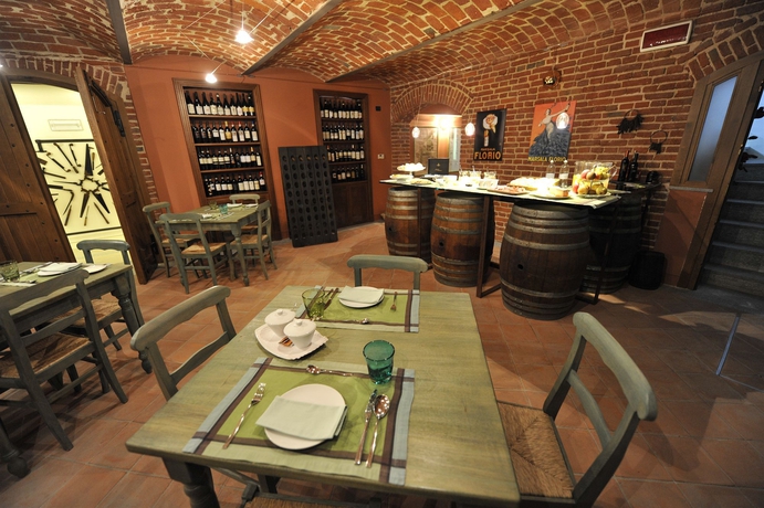 Imagen del bar/restaurante del Hotel Casa Americani. Foto 3