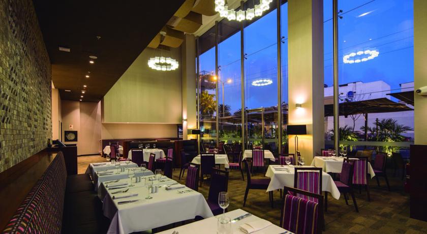 Imagen del bar/restaurante del Hotel Casa Andina Premium Trujillo. Foto 3