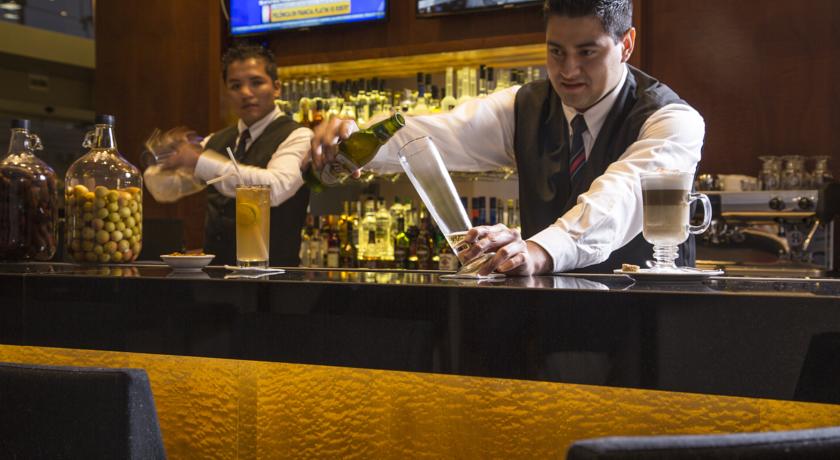 Imagen del bar/restaurante del Hotel Casa Andina Premium Trujillo. Foto 4