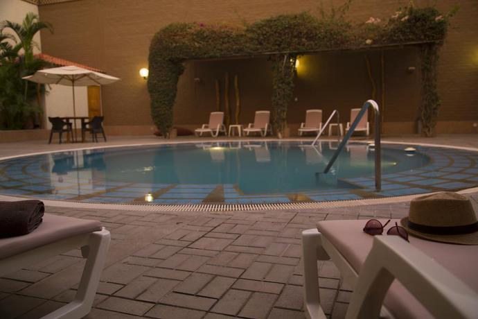 Imagen de la piscina del Hotel Casa Andina Standard Nasca. Foto 8