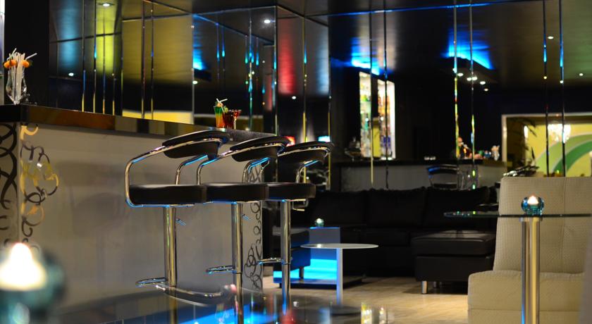 Imagen del bar/restaurante del Hotel Casa Andina Standard Trujillo Plaza. Foto 5