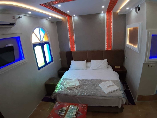 Imagen de la habitación del Hotel Casa Annasr. Foto 8