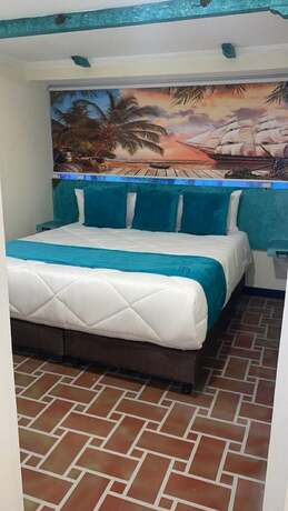 Imagen de la habitación del Hotel Casa Antigua, Bogot&aacute;. Foto 14