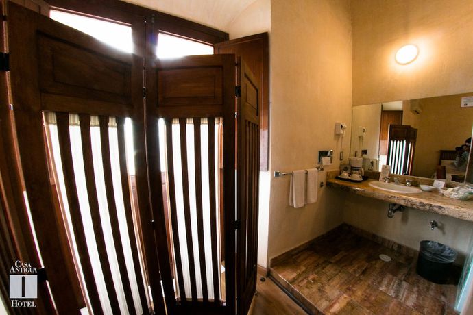 Imagen de la habitación del Hotel Casa Antigua, Oaxaca de Ju&aacute;rez. Foto 10