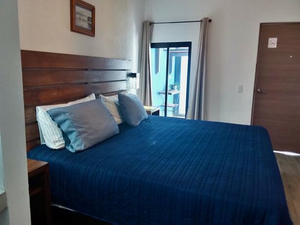 Imagen de la habitación del Hotel Casa Azul, Dolores Hidalgo. Foto 14