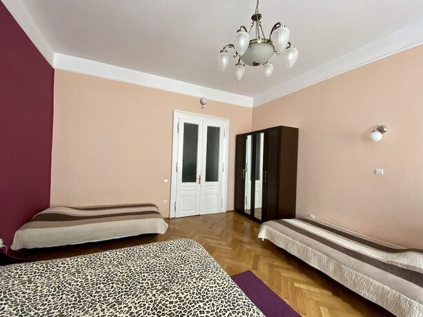 Imagen general del Hotel Casa Balcescu. Foto 8