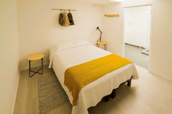 Imagen de la habitación del Hotel Casa Baquedano. Foto 17