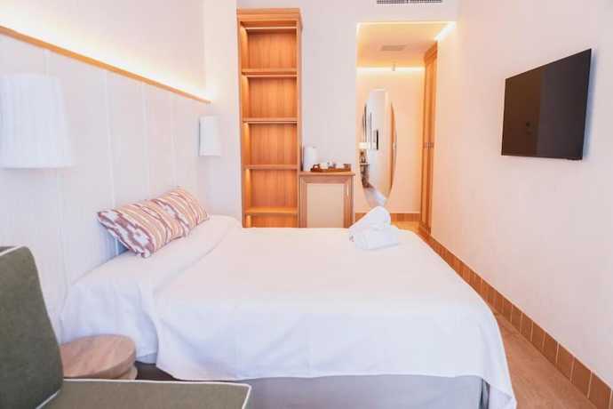 Imagen de la habitación del Hotel Casa Bassa. Foto 9