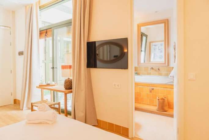 Imagen de la habitación del Hotel Casa Bassa. Foto 10