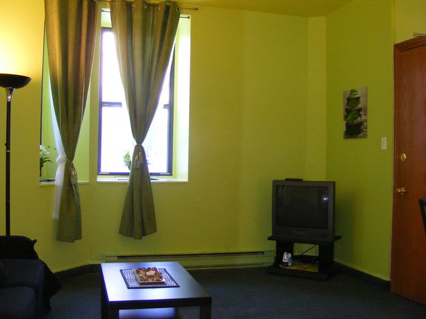 Imagen de la habitación del Hotel Casa Bella, Montreal. Foto 5