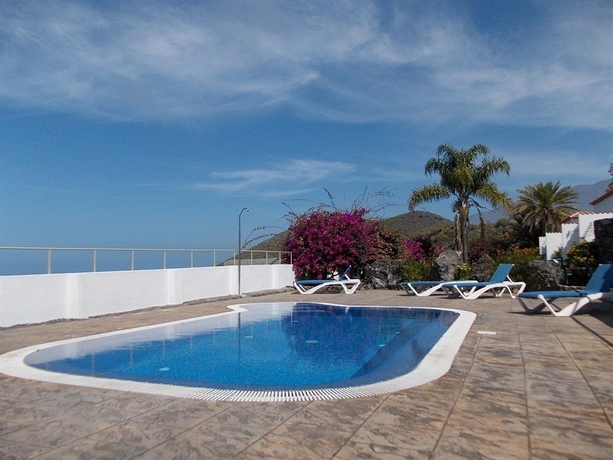 Imagen de la piscina del Hotel Casa Bepe. Foto 9