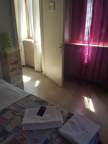Imagen de la habitación del Hotel Casa Betania, Cortona. Foto 3