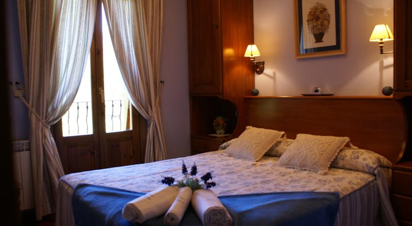 Imagen general del Hotel Casa Biescas. Foto 8