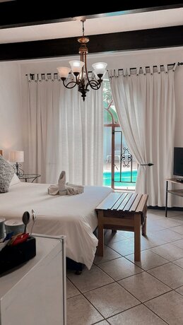 Imagen de la habitación del Hotel Casa Blanca Boutique Pension. Foto 14
