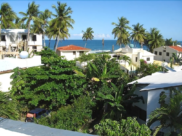 Imagen de los exteriores del Hotel Casa Blanca, Cabarete. Foto 14