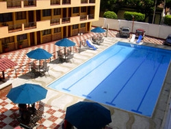 Imagen de la piscina del Hotel Casa Blanca, Cúcuta. Foto 4