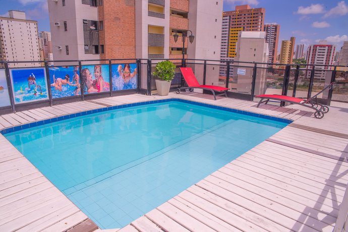 Imagen de la piscina del Hotel Casa Blanca, Fortaleza. Foto 18