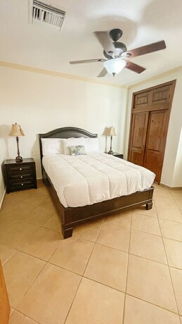 Imagen general del Hotel Casa Blanca Golf Villas. Foto 1