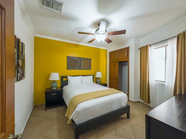Imagen de la habitación del Hotel Casa Blanca Golf Villas. Foto 15