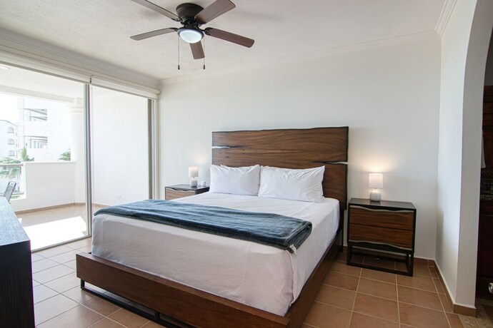 Imagen de la habitación del Hotel Casa Blanca Golf Villas. Foto 19
