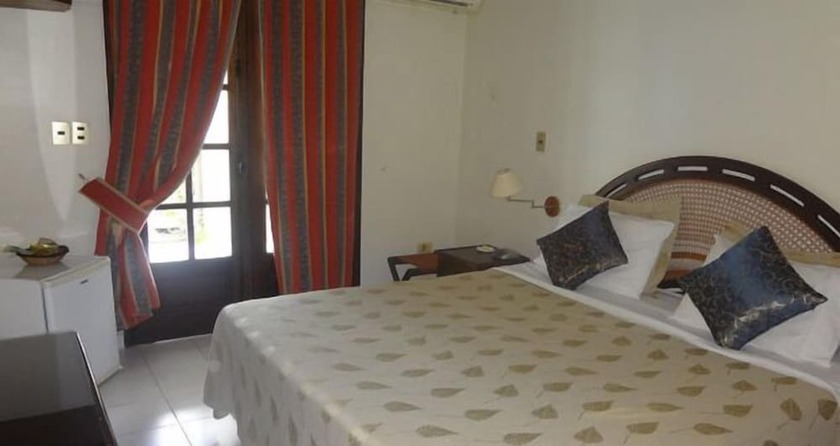 Imagen de la habitación del Hotel Casa Blanca, Hernandarias. Foto 15